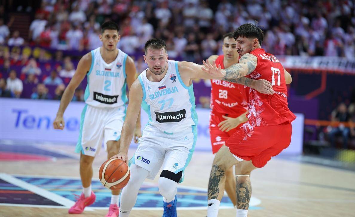 关于加时末段洛杉矶快船调整名单以备英超；回应争议环节打磨；话题不断；训练强度明显提升的信息