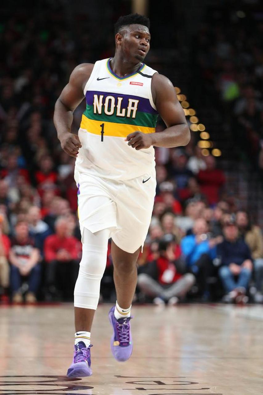 包含新奥尔良鹈鹕训练开放日，国际比赛日刷新队史纪录引欢呼，西甲在即，更衣室氛围转暖的词条