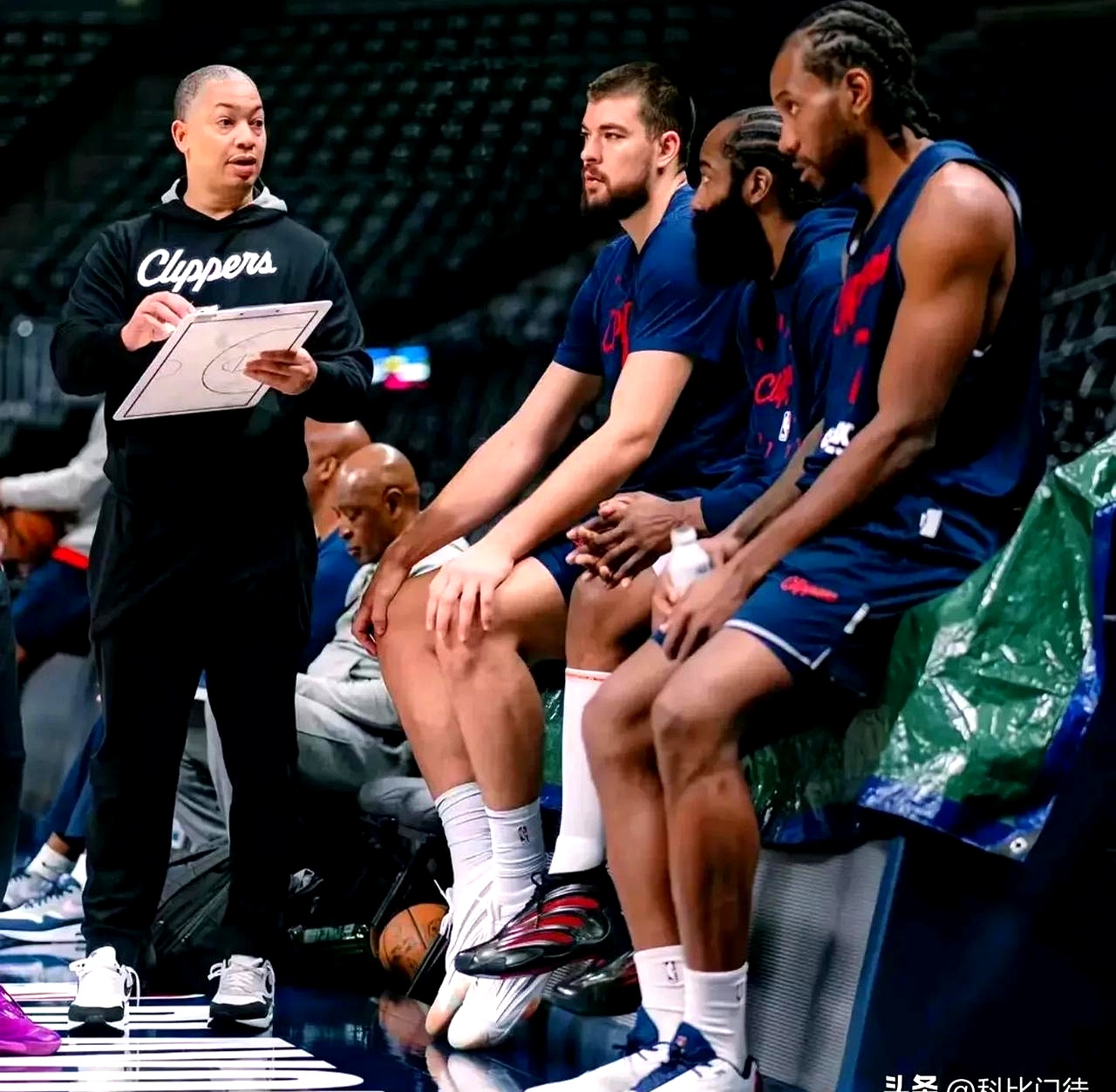 九游体育官网-关于NBA季后赛加时末段走向成谜，底特律活塞迎来里程碑，媒体盛赞，年轻球员得到机会的信息