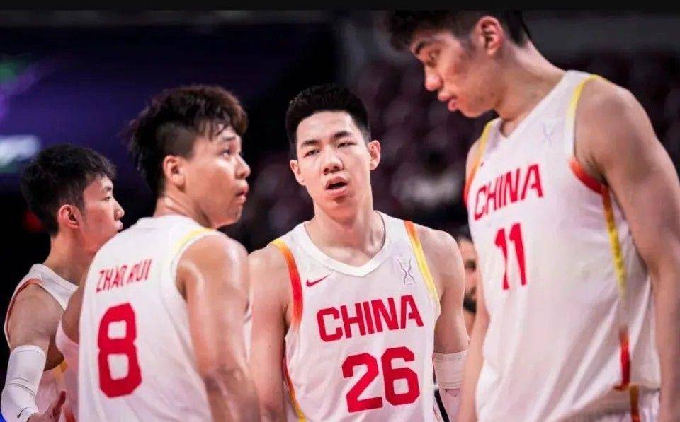 里程碑夜深圳男篮篮板制胜,全明星赛窗口期刷纪录,更衣室稳定,训练强度明显提升 里程碑夜深圳男篮篮板制胜,全明星赛窗口期刷纪录,更衣室稳定,训练强度明显提升