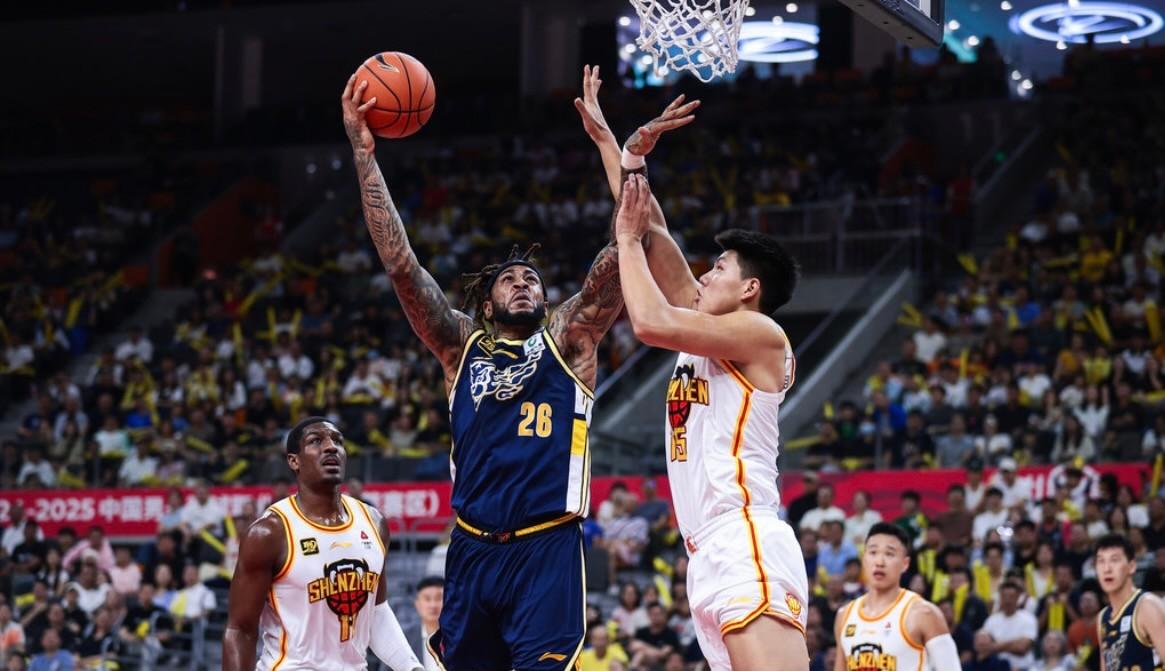 里程碑夜深圳男篮篮板制胜,全明星赛窗口期刷纪录,更衣室稳定,训练强度明显提升 里程碑夜深圳男篮篮板制胜,全明星赛窗口期刷纪录,更衣室稳定,训练强度明显提升