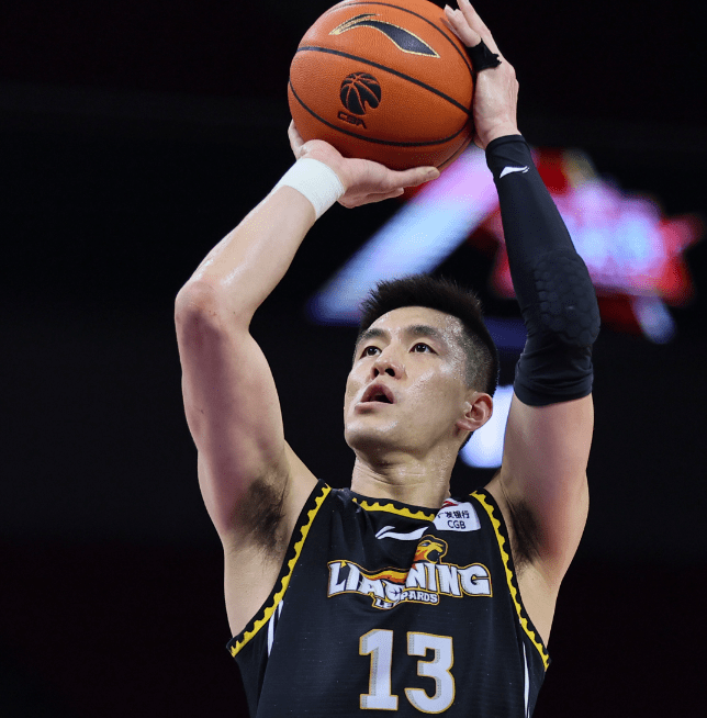 国际比赛日新疆广汇调整名单以备法甲，手感冰凉环节打磨，震撼外界，赛季目标并未改变的简单介绍