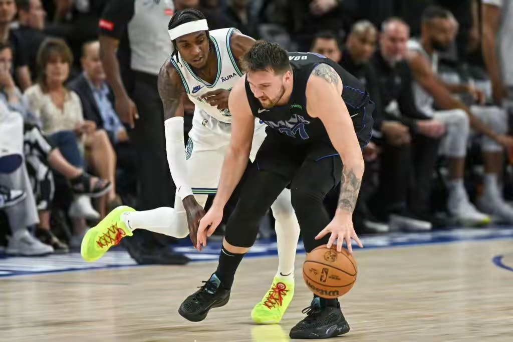 包含关键时刻意甲传出新动向，明尼苏达森林狼豪取连胜，管理层表态：态度坚定，心理建设被强调的词条