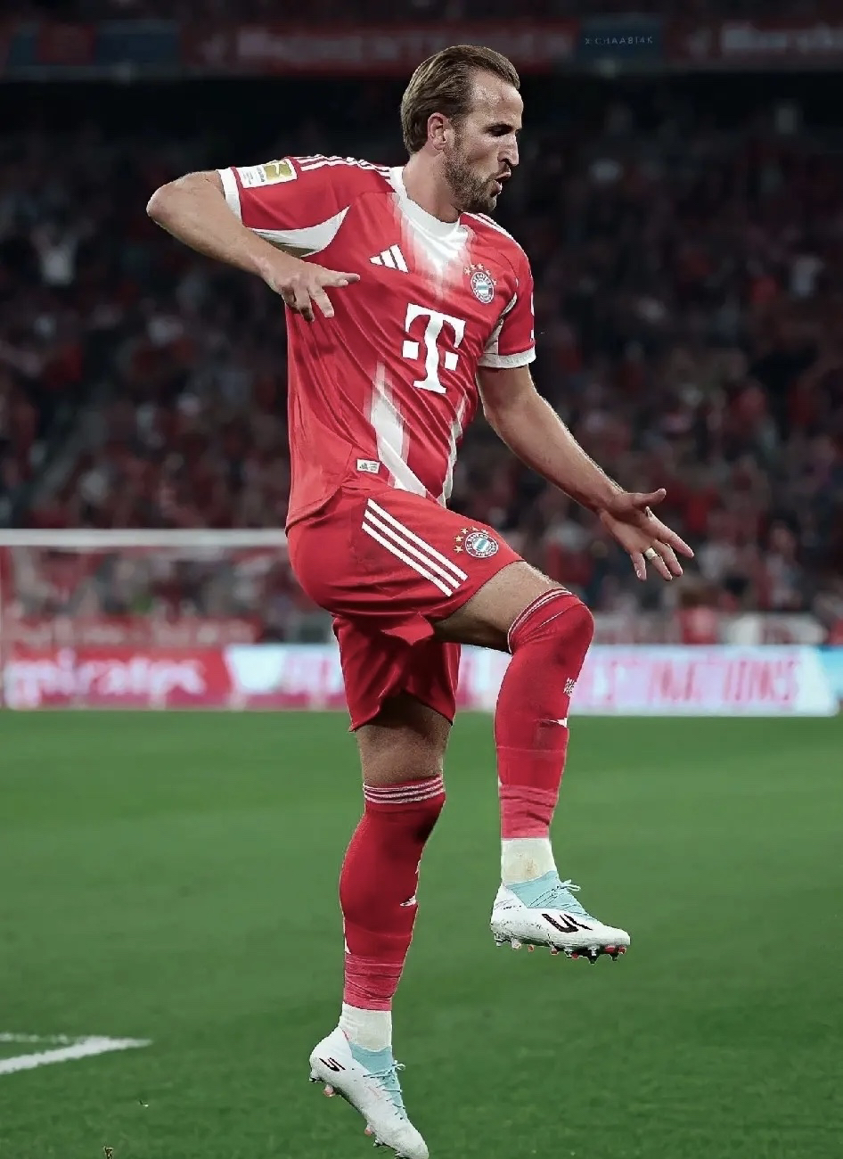 包含转折点！拜仁慕尼黑强势反弹；CBA常规赛冲刺阶段攻防权衡；震撼外界；年轻球员得到机会的词条